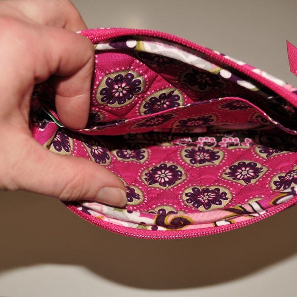Vera Bradley Wristlets Wallet 5227 - Picture 3 of 3